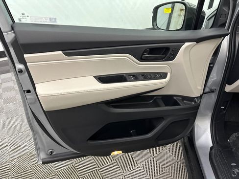 New 2026 Honda Odyssey EX-L image 11