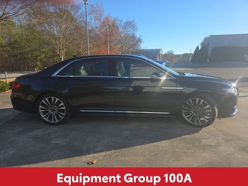 Used 2020 Lincoln Continental w/ Premium Package image 10