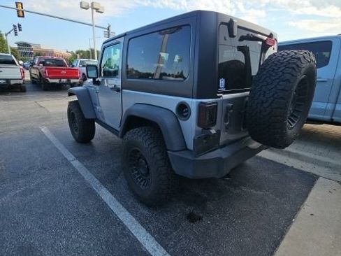 Used 2016 Jeep Wrangler Sport w/ Quick Order Package 24S AWD/4WD image 8