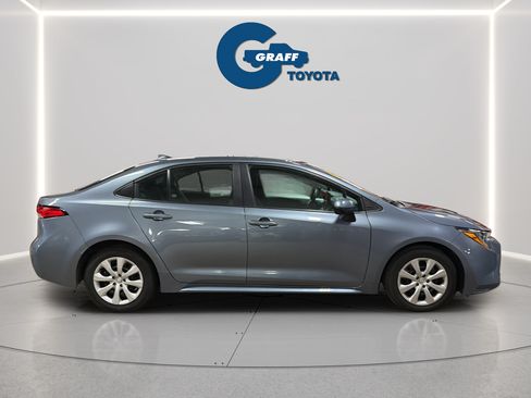 Used 2024 Toyota Corolla LE FWD image 5