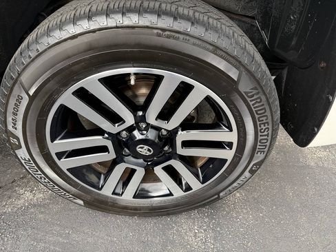 Used 2016 Toyota 4Runner Limited AWD/4WD image 99