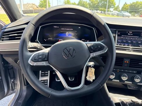 Used 2024 Volkswagen Jetta Sport FWD image 20