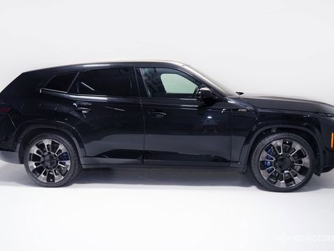 Used 2023 BMW XM AWD/4WD image 3