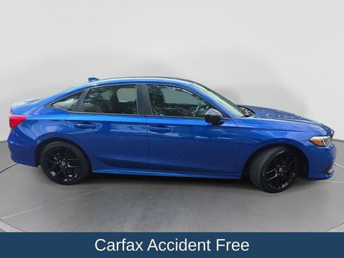 Used 2024 Honda Civic Sport image 3