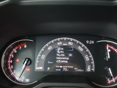 Certified 2025 Toyota RAV4 LE AWD/4WD image 29
