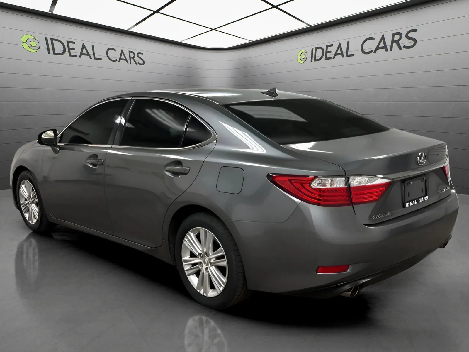 Used 2014 Lexus ES 350 w/ Premium Package FWD image 7
