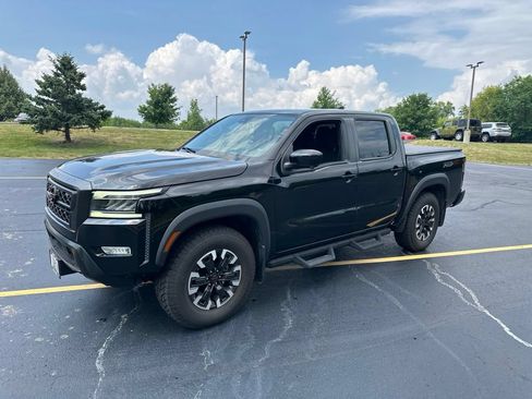 Used 2022 Nissan Frontier PRO-4X AWD/4WD image 3