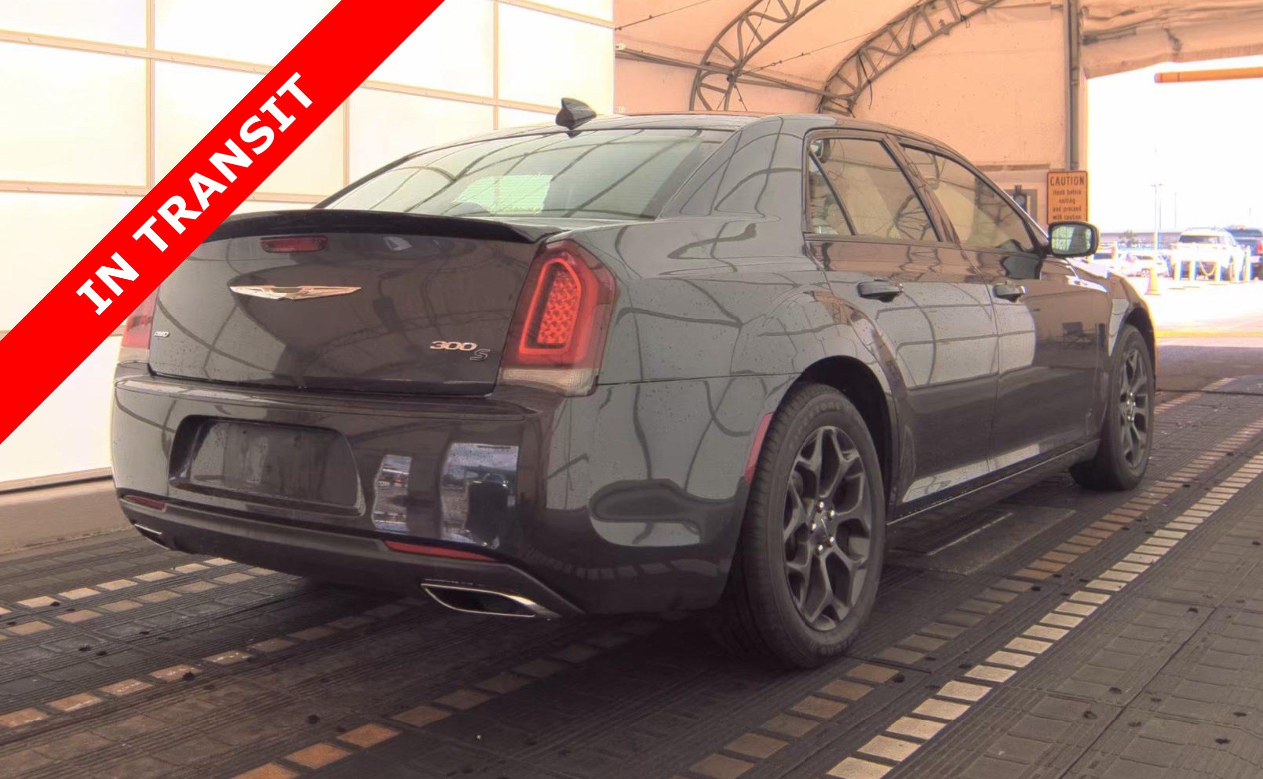 Used 2019 Chrysler 300 S AWD/4WD image 5