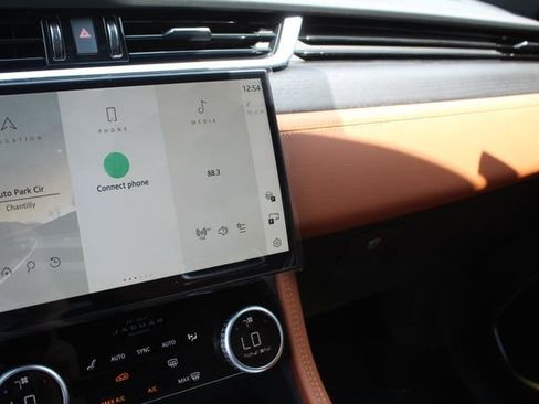 New 2026 Jaguar F-PACE R-Dynamic S image 12