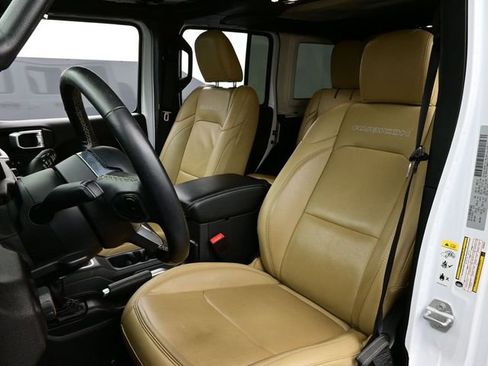 Used 2019 Jeep Wrangler Unlimited Rubicon AWD/4WD image 5