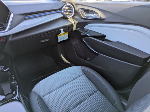 New 2026 Chevrolet Trax LT w/ Sunroof Package image 11