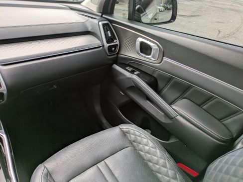 Used 2021 Kia Sorento SX FWD image 17
