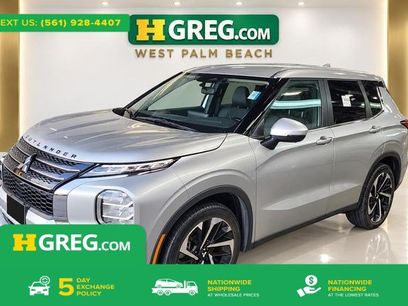 Used 2024 Mitsubishi Outlander SE Black Edition