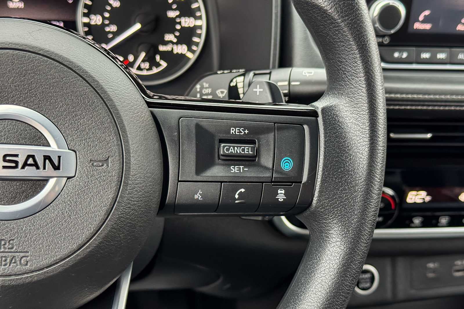 Used 2021 Nissan Rogue SV AWD/4WD image 18