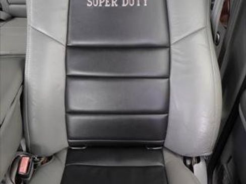 Used 2003 Ford F350 XL image 10