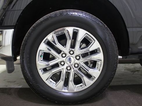 Used 2025 Ford F150 Lariat w/ Equipment Group 501A Mid image 27