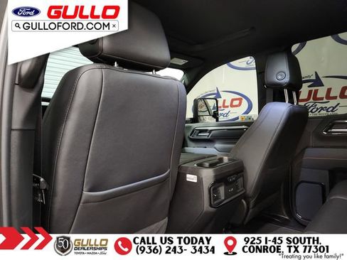 Used 2025 GMC Sierra 2500 AT4 w/ AT4 Premium Plus Package image 16