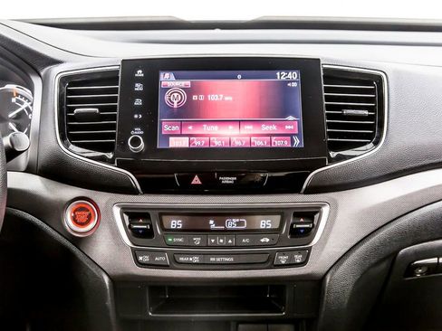 Used 2023 Honda Ridgeline Sport image 17