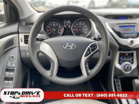 Used 2012 Hyundai Elantra GLS image 13