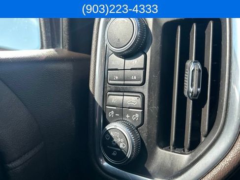 Used 2019 GMC Sierra 1500 Denali w/ Denali Ultimate Package AWD/4WD image 21