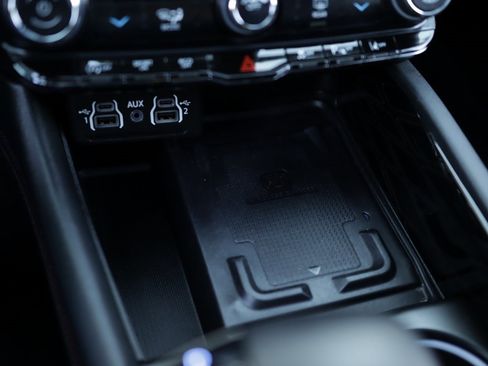 Used 2023 Dodge Durango Citadel image 17