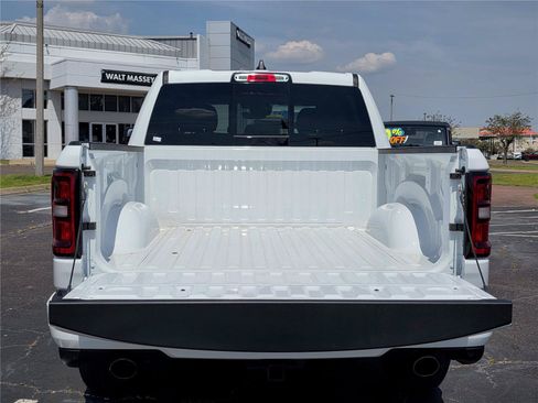 New 2026 RAM 1500 Big Horn AWD/4WD image 40