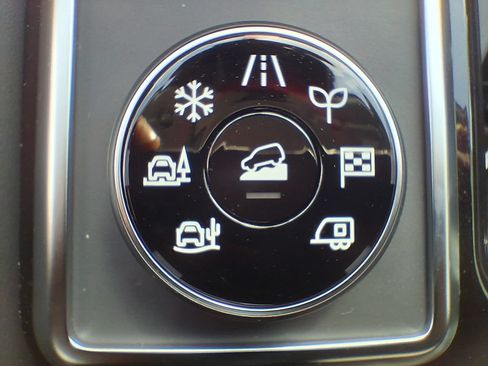 New 2026 Nissan Pathfinder SV AWD/4WD image 20