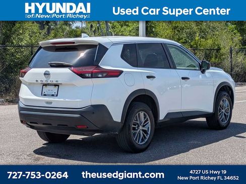 Used 2021 Nissan Rogue S FWD image 5