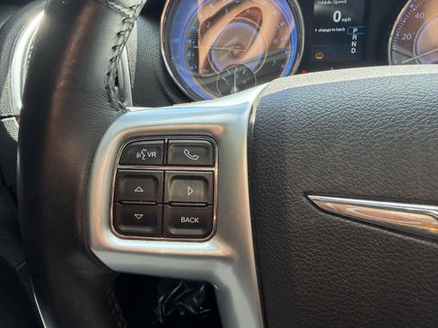 Used 2012 Chrysler 300 Limited RWD image 14