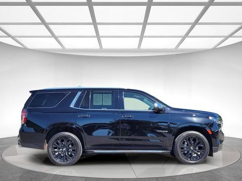 Used 2021 Chevrolet Tahoe Premier AWD/4WD image 3