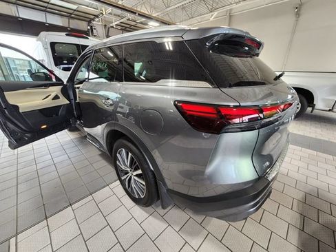 Used 2023 INFINITI QX60 Sensory w/ Vision Package AWD/4WD image 5
