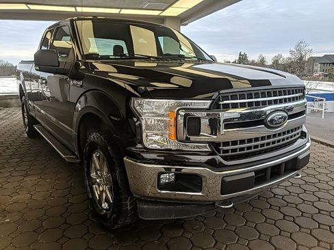 Used 2018 Ford F150 XLT w/ Equipment Group 302A Luxury image 4