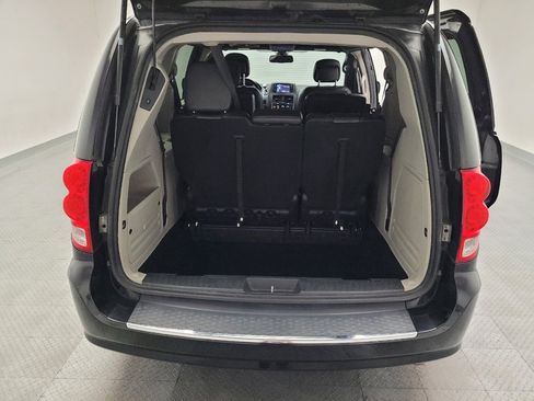 Used 2019 Dodge Grand Caravan SXT image 29