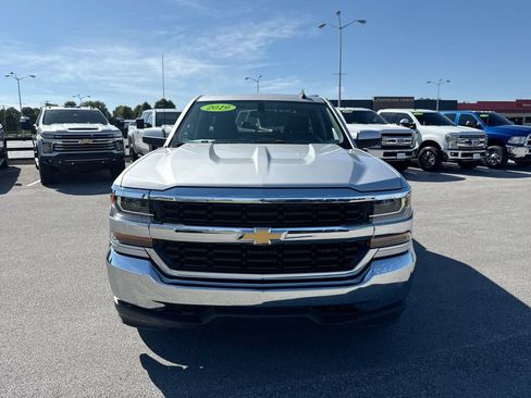 Used 2019 Chevrolet Silverado 1500 LT AWD/4WD image 8