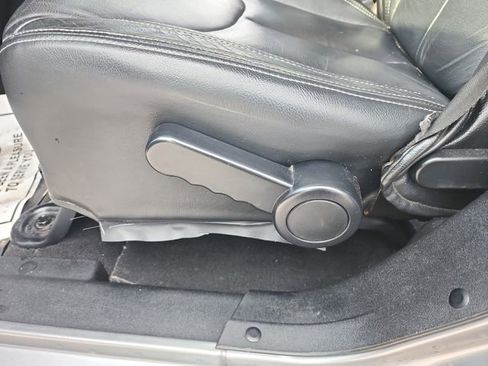 Used 2014 Jeep Wrangler Unlimited Sahara w/ Max Tow Package image 10