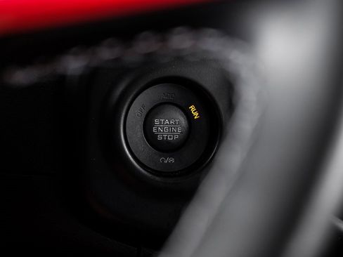 Used 2022 Jeep Wrangler Unlimited Sahara w/ Cold Weather Group image 29