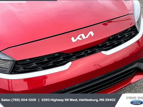 Used 2024 Kia Forte LXS image 21