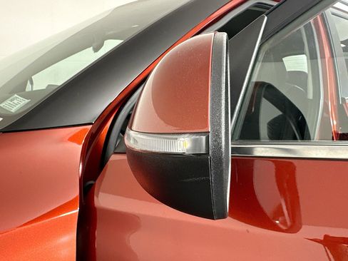 Used 2021 Kia Seltos S FWD image 16