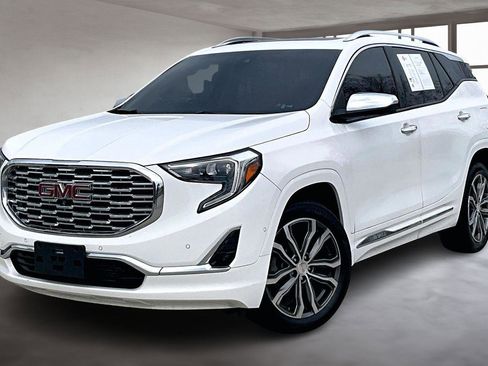 Used 2020 GMC Terrain Denali w/ GMC Pro Grade Package image 2