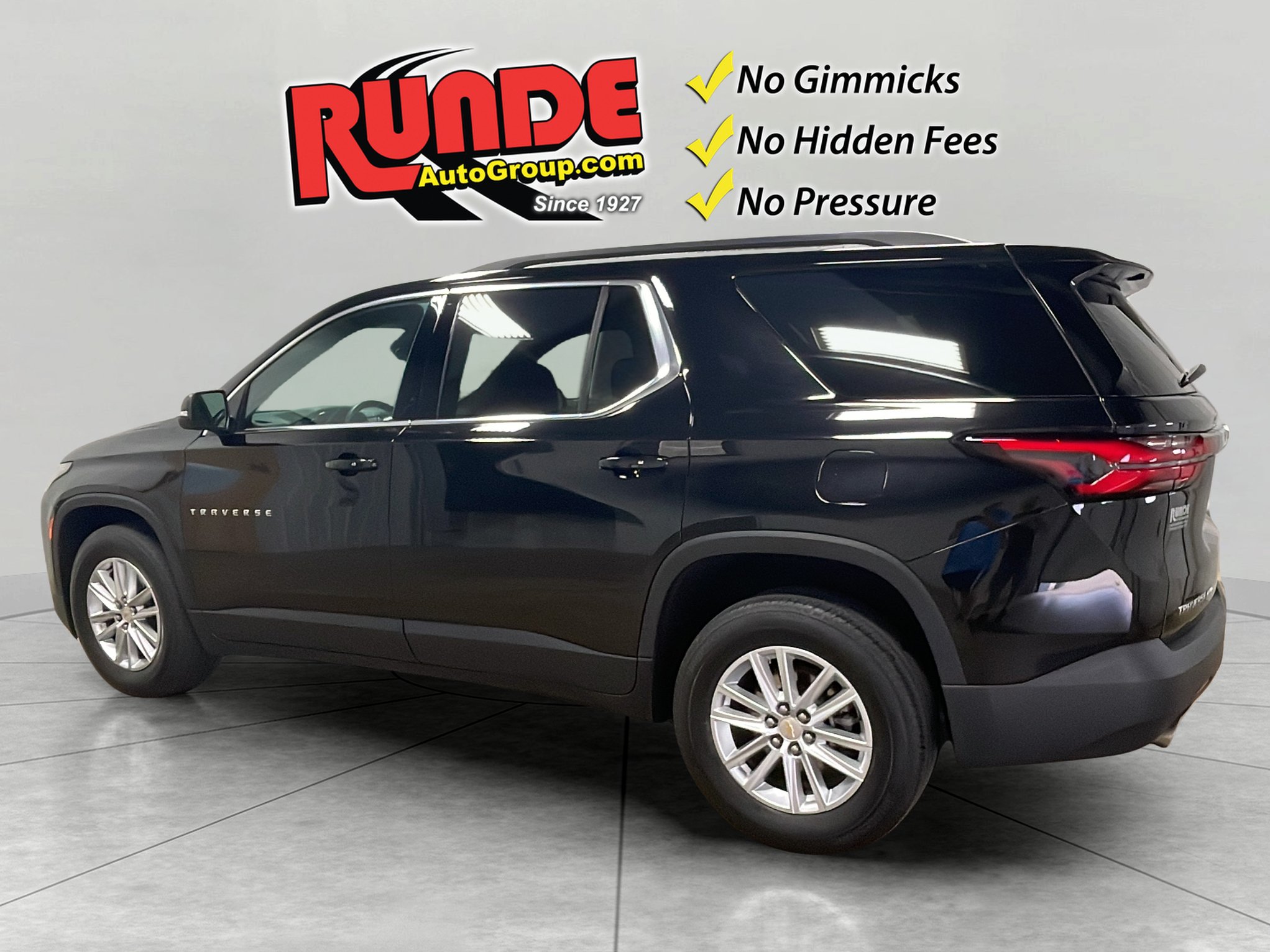 Used 2023 Chevrolet Traverse LT AWD/4WD image 4