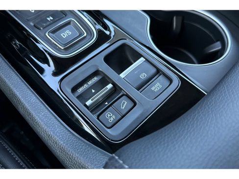 Used 2024 Honda Pilot Touring image 33