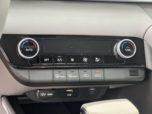 New 2026 Hyundai Elantra Sport FWD image 23