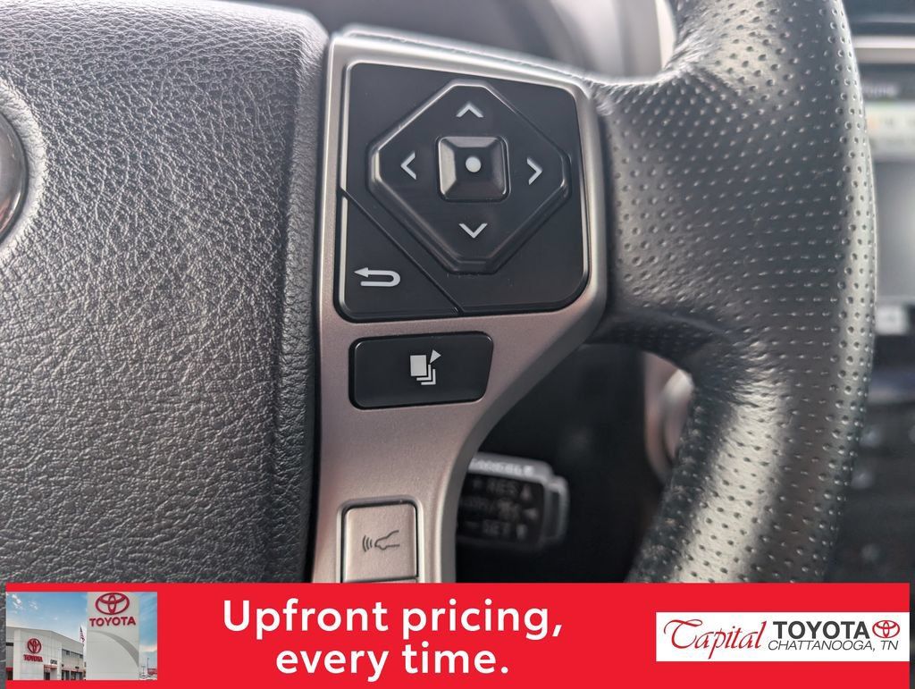 Used 2023 Toyota 4Runner Limited AWD/4WD image 17