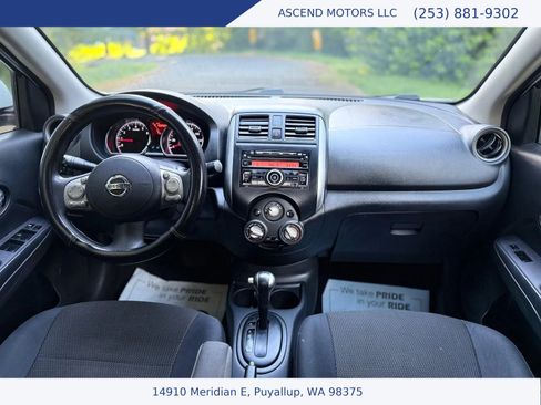 Used 2013 Nissan Versa FWD image 12