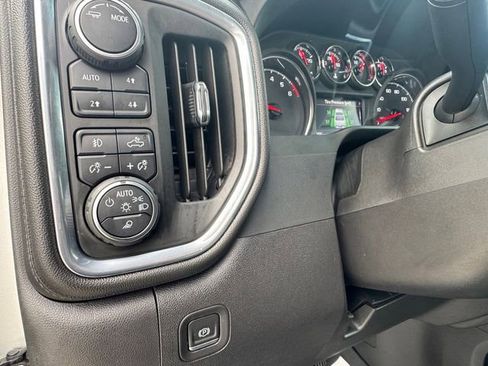 Used 2022 Chevrolet Silverado 1500 LTZ image 6