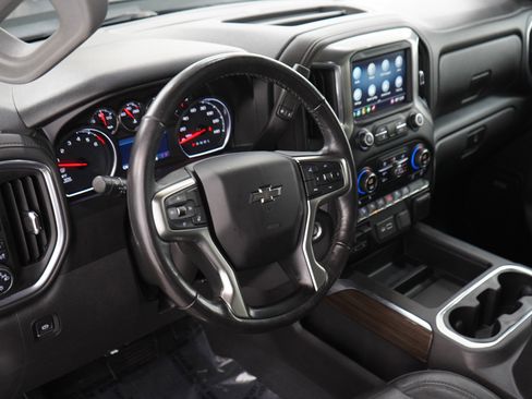 Used 2019 Chevrolet Silverado 1500 LT Trail Boss AWD/4WD image 19