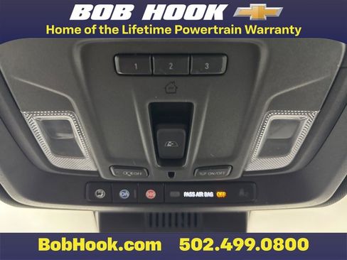 Used 2023 Chevrolet Silverado 1500 High Country w/ Technology Package image 24