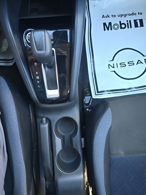Certified 2025 Nissan Versa SV FWD image 17