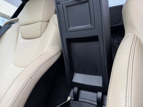 Used 2015 Mercedes-Benz SLK 250 image 15