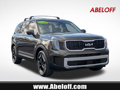 Used 2024 Kia Telluride EX w/ EX Captain's Chair Package